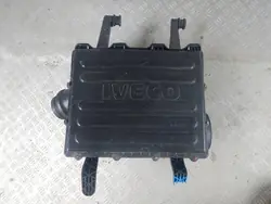 IVECO DAILY IV Ilmansuodinkotelo OEM 5801353825/26