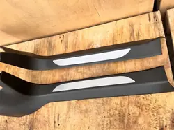 TESLA MODEL S Tröskelplåt vänster/höger