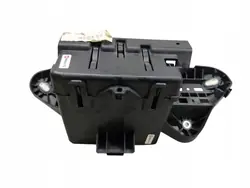 Akun kansi OEM A2465450440 Mercedes A-luokalle