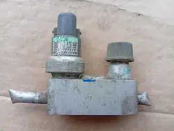 TOYOTA RAV4 II 00-05 A/C Laajennusventtiili 88645-60030