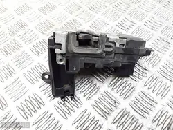Serrure avant gauche Opel Astra H