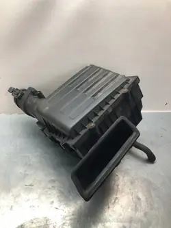Luftfilterhus OEM 5Q0129607S för Audi A3 8V