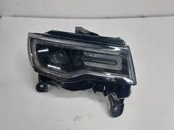 LAMPE AVANT BI-XENON DROITE JEEP GRAND CHEROKEE WK2 68266656AE