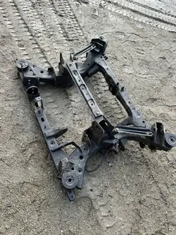 Poutre suspension arrière OEM CQM2099 pour Kia EV6 2023