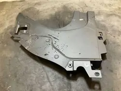 Gebruikt Volvo OE afwerkingsonderdeel OEM 32297905