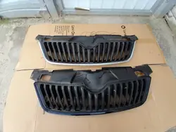 Chrom Grill Fabia II Lift 5J0853633C