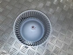 Ventilateur de chauffage Mazda OEM 8727000691 - Occasion
