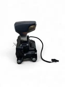 Audi Q8 2019 Växelspak OEM 4M8713041A - Begagnad