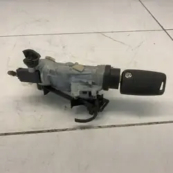 Sytytyskytkin + 2 Kauko-ohjainta VW T-ROC 2019