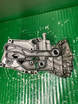 Refroidisseur d'huile OEM 5989070106 pour Range Rover L405 4.4