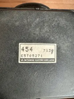 Débitmètre Mitsubishi OEM 454 E5T05271 - Occasion