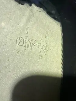 Mazda MX-30 Värmevindruta OEM SZYBA PRZEDNIA