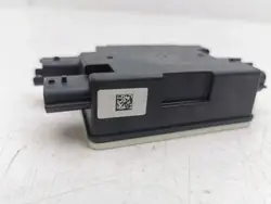 Polttoainepumpun ohjausmoduuli OEM 169108688R - Käytetty