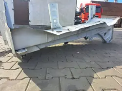 OEM POSZYCIE LEWE PODŁUŻNICA Volvo FH4 FH5 Viertel