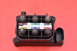Distribuidor de suspensão AIRMATIC Mercedes R-Class W251 05-10 A2513200058