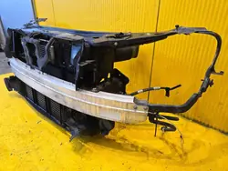 Mercedes-Benz S W221 3.0 CDI Front Radiator Complete A2219066500