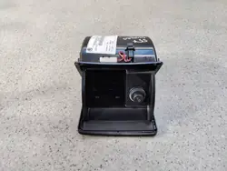 Hinterer Aschenbecher OEM 3V086328425 für Skoda Superb III
