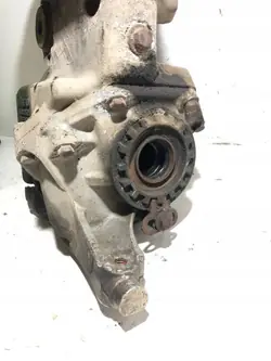 2004 Volvo XC90 Bakre Differential P8653553