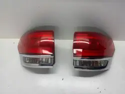 Jeep Grand Cherokee WK2 Lámpara trasera izquierda