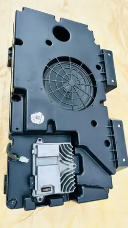 Subwoofer OEM A0018207102 para Mercedes Actros MP4