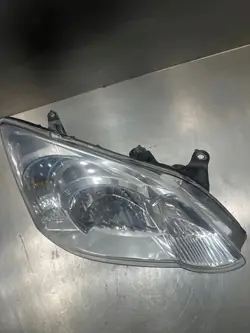 Toyota Corolla E140 E150 2011 Phare avant droit OEM