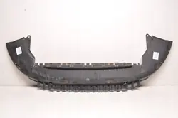 Volvo C30 Puskurin kansi OEM 30655409 - Käytetty