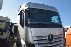Kokonainen ohjaamo Mercedes-Benz OE Actros MP4 Euro 6