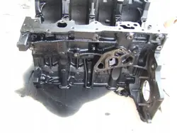 BMW Moottorilohko OEM 7786664 3 E46 2.0D:lle