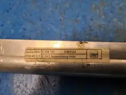 Rouleau de porte BMW 5 E39 Touring OEM 8208705 Arrière gauche