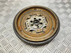 Kaksoismassavauhtipyörä Audi Q3 8U 2014 03L105266AH