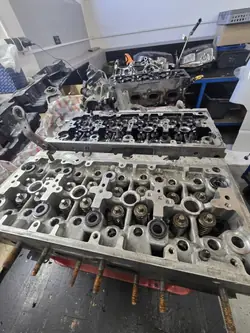 Culasse moteur d'occasion OEM 04L103064E