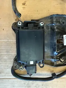 Radarhalterung OEM 9810093180 für Peugeot 308 II