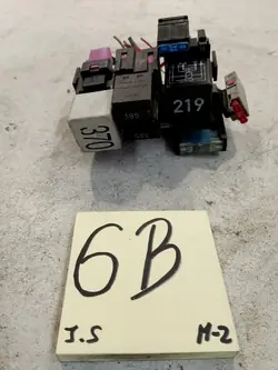 Module Relais Boîte à Fusibles Audi A8 - Pièce OEM