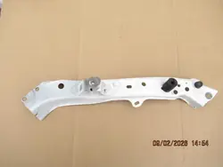 Scheinwerferhalter links OEM 53107-12030 Toyota Auris II