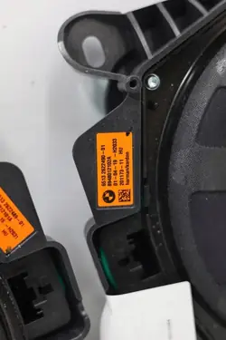 OEM 65748393 BMW Harman Kardon Högtalarförstärkare