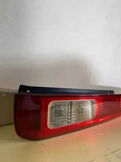 Vänster bakljus Ford Fusion I 2003-2011