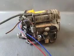 Compresseur de suspension BMW 5 TOURING 6898429