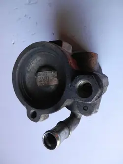 Bomba hidráulica Renault 7700 422 620