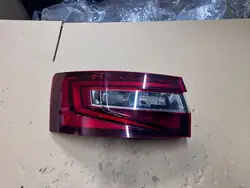 Luz Trasera Skoda Superb III 3V5945207A