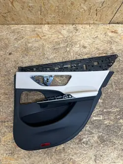Tapicería lateral puerta trasera derecha OEM A214 - Mercedes Clase E