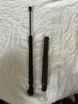 Porsche Panamera 970 Motorhuv Aktuator Vänster OEM