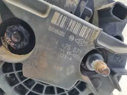Alternateur Renault Clio III 1.5 DCI 0124425071