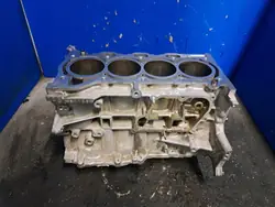 Moottorilohko Alaosa 2ZR OEM mamAUTO-1030862-2ZR