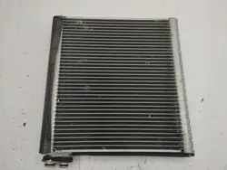 Toyota AMD136906 Lämmitysydin A/C Corolla Verso AR10:lle