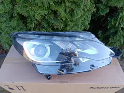 PEUGEOT 208 I LIFT Rechter Voorlamp