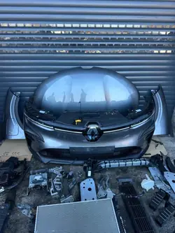 Renault 5 E-Tech Framdelskit OEM Megane v adler