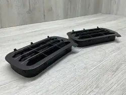 Mercedes E W124 Tavaratilan tuuletusritilä OEM 1248370242