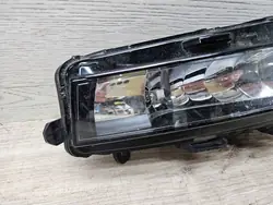 Phare Halogène Droit Skoda Octavia III 5E0941700F
