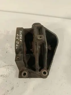 Lagerhalter Opel OE 8200049238H für 2.5L Diesel