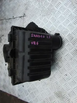 Ilmansuodatin Kotelo OEM Sharan I 95-00 2.8 VR6 - Käytetty